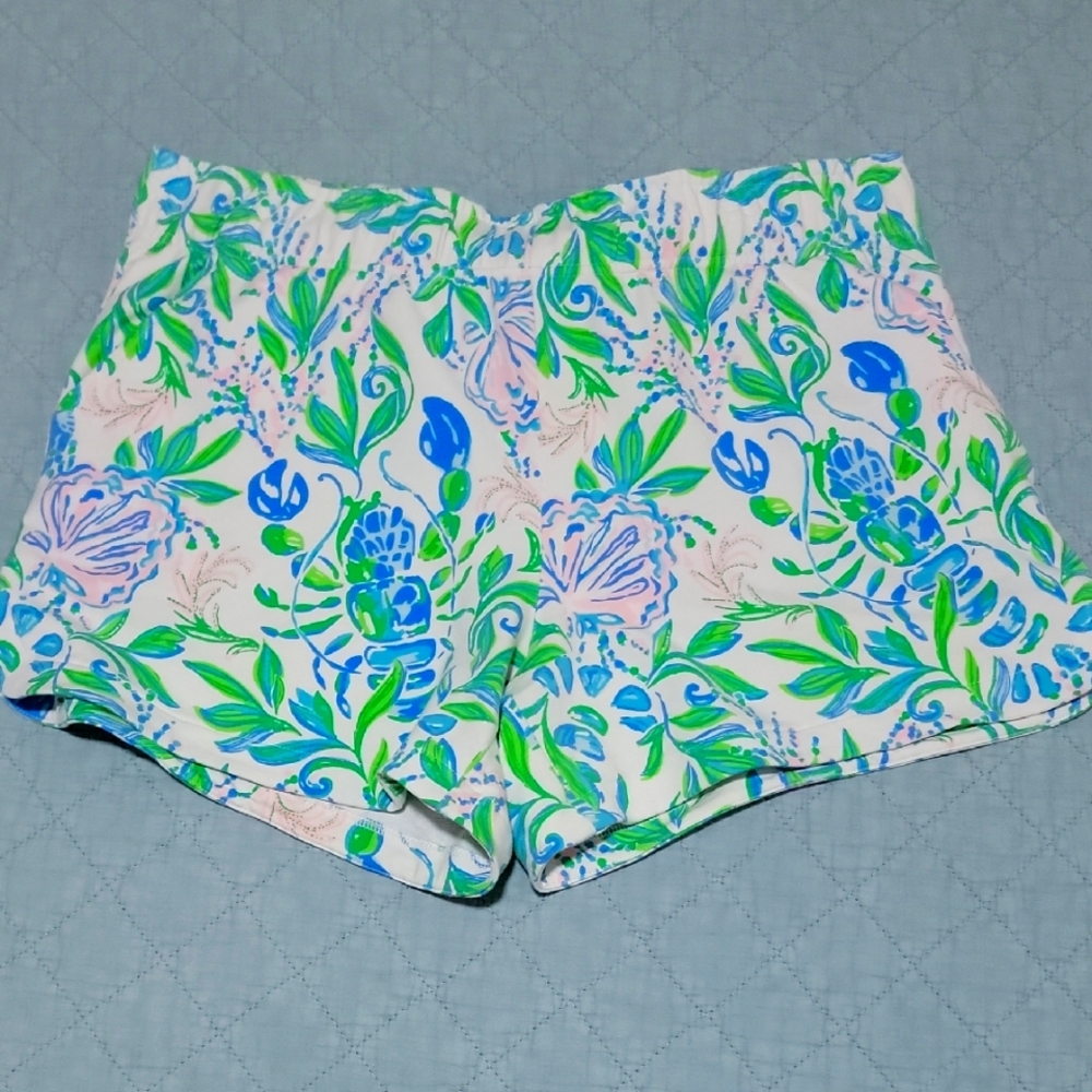 EUC Lilly Pulitzer 5in Kylar Knit Shorts Sz XL Resort White Just A Pinch pattern